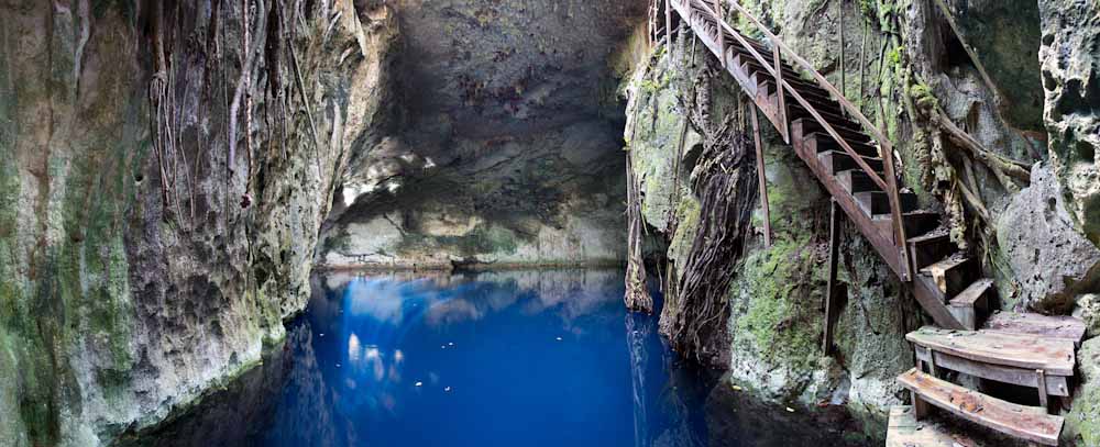 Cenote Pixyah Panorama