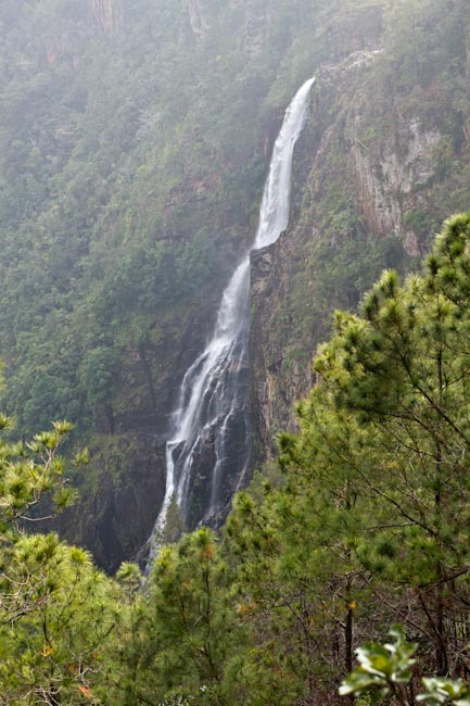 1.000 feet Waterfall2