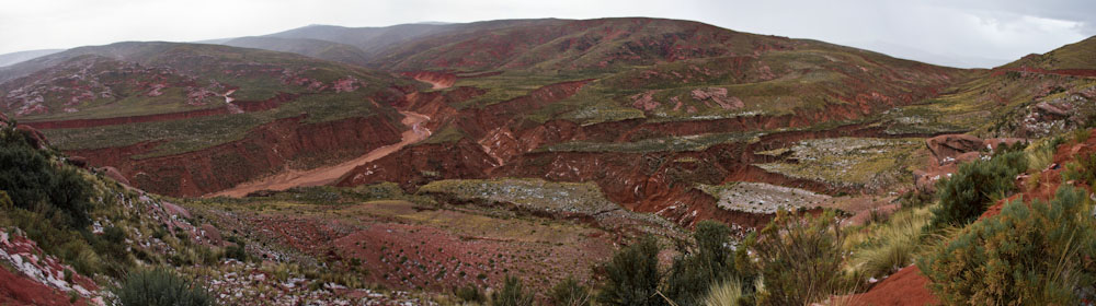 Bolivia: Oruro to Sucre - Red Valley