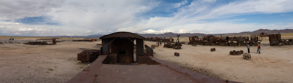 Bolivia: Uyuni - Train Cementery