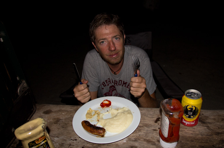 Costa Rica: Peninsula de Nicoya - Playa Samara: a real german BRATWURST