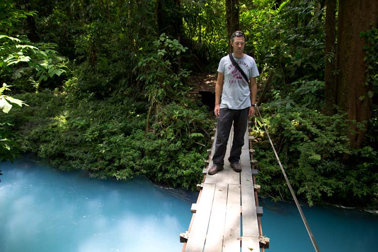 Costa Rica: Central Highlands - NP Tenorio: Rio Celeste crossing