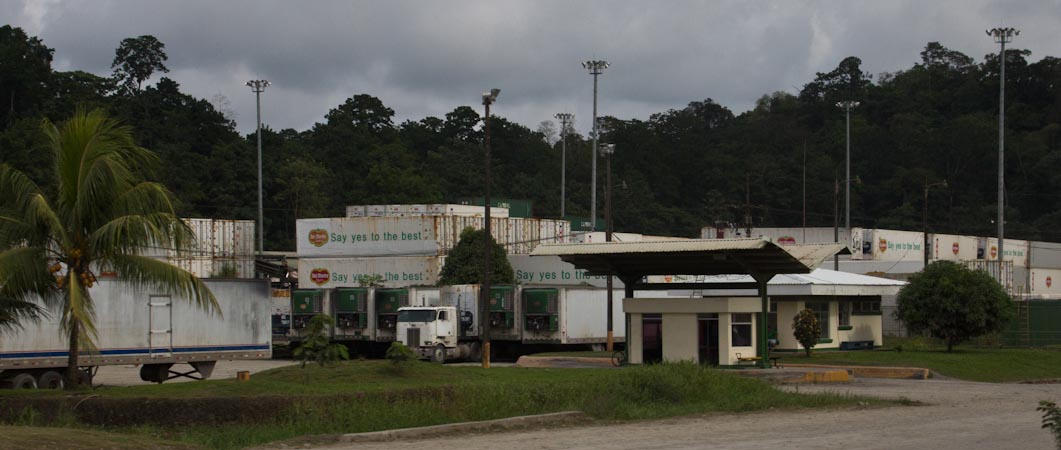 Costa Rica: Puerto Limon - Container and more Containers