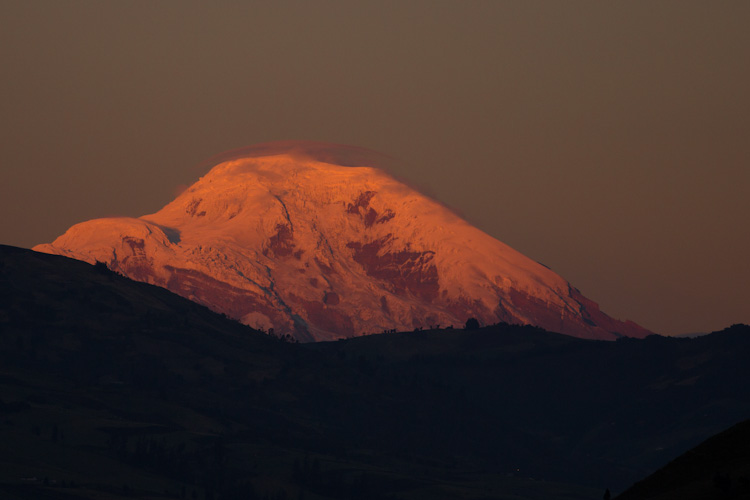 Ecuador: Banos - Sunrise: view to the Chimborazo