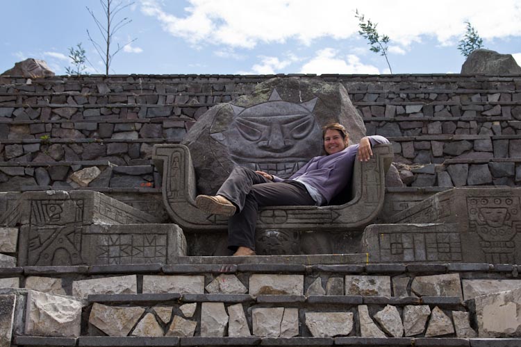 Ecuador: second Equator crossing - Mitad del Mundo: Temple of the sun