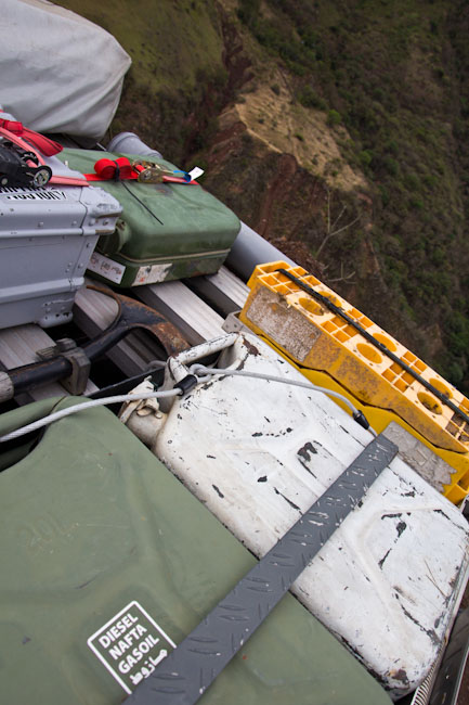 Ecuador: NP Podocarpus - a new jerry can ...