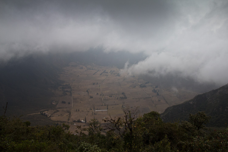 Ecuador: Pululahua Crater - really bad view from the "top"