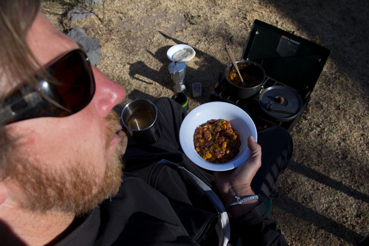 Ecuador: Pululahua Crater - breakfast: chilli and coffee