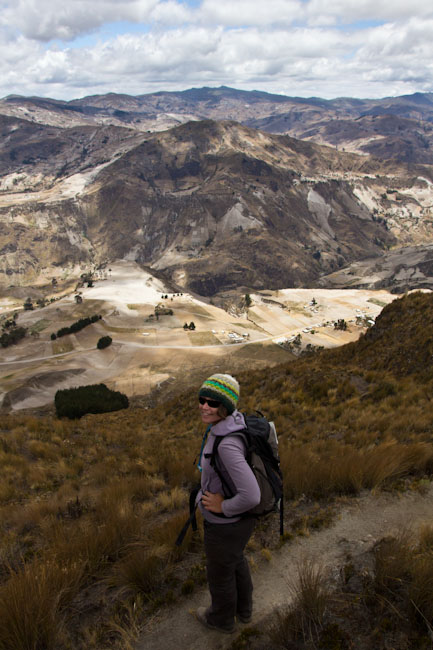 Ecuador: Quilatoa Crater - strange landscape ...