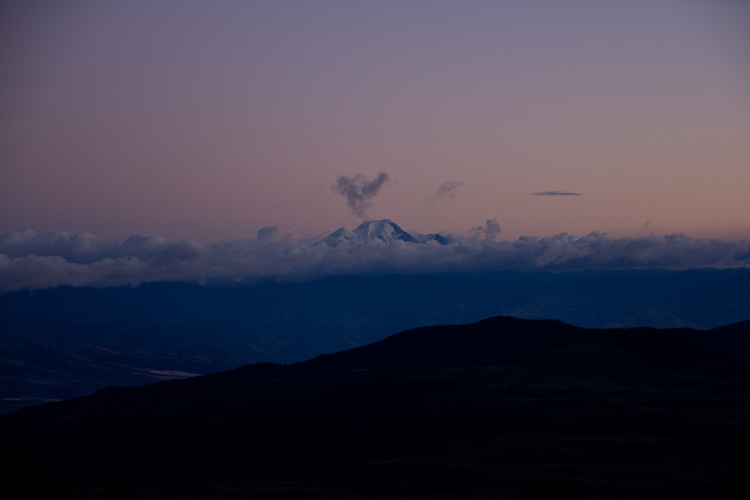 Ecuador: Reserva El Angel - Section El Voladero: view to the Cayambe