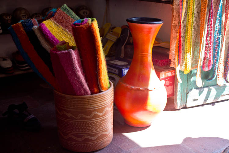 Colombia: Central Highlands - Barrichara: typical tienda