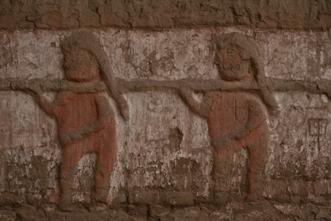 Peru: Trujillo - Huaca de la Luna: Relief