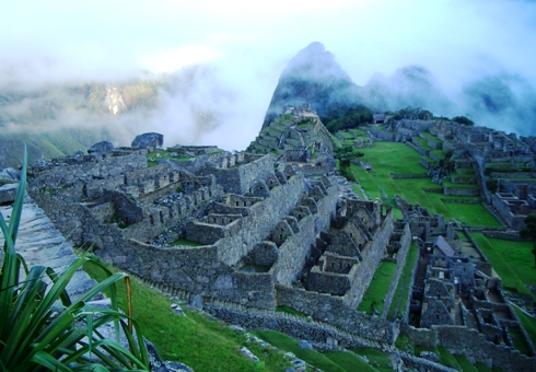 Peru: Sacred Valley - Machu Picchu: 2006