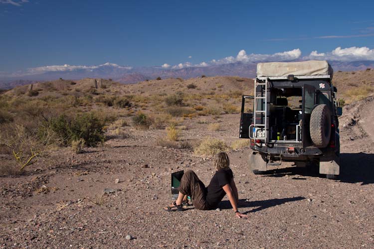 Argentina: breakfast stop close to Tocota