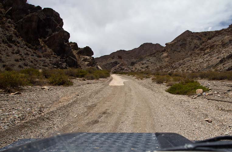 Argentina: the road becomes a river after rain in the mountains