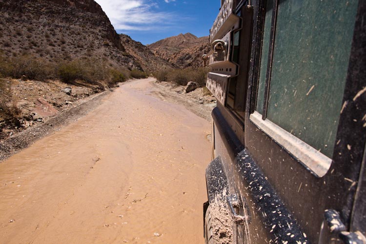 Argentina: the road becomes a river after rain in the mountains2