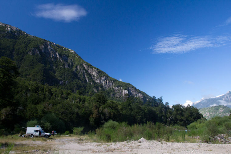 Chile: Rio Futaleufquen - Campsite2