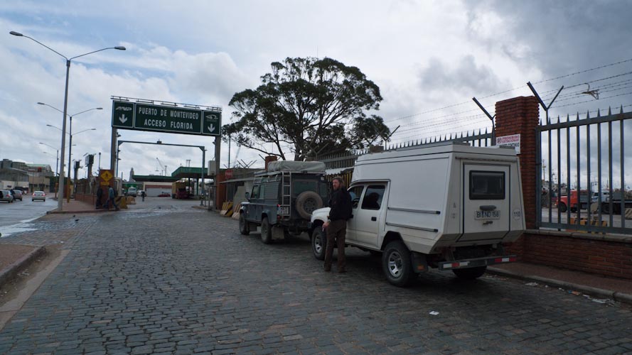 Uruguay: Montevideo - wating to enter the port