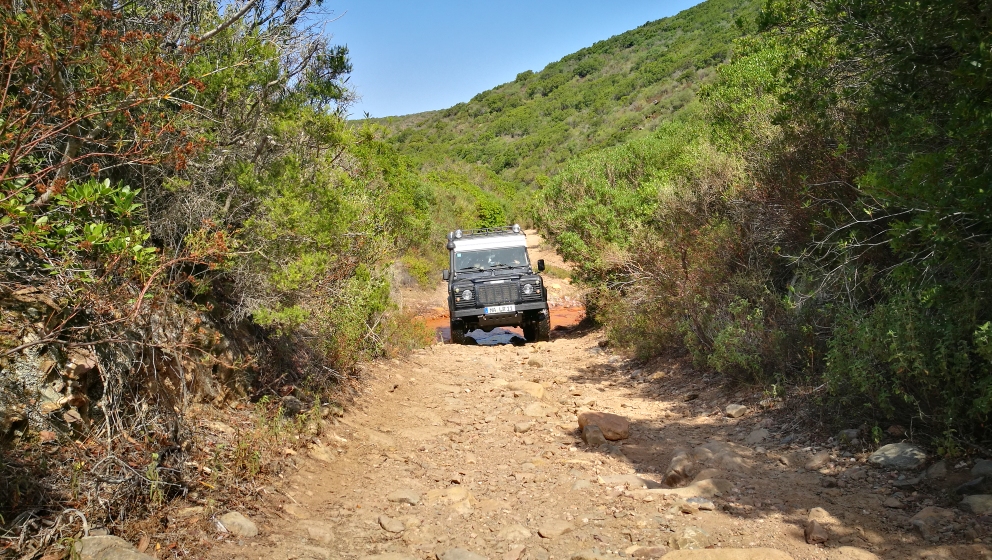 Offroadspaß am roten Fluss